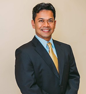 Dr. Aguila, Periodontist in Jacksonville